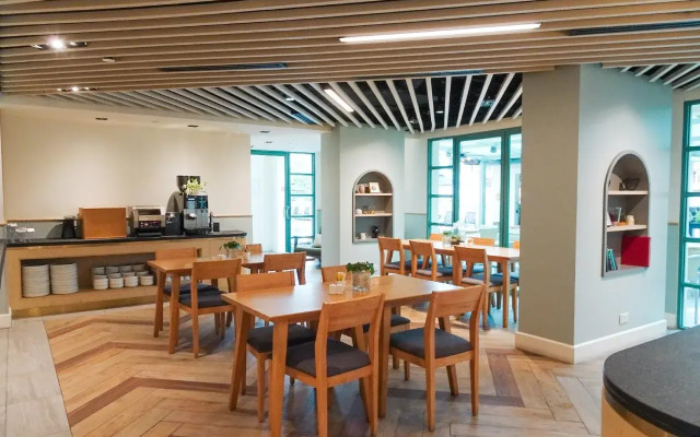 Fraser Place Robertson Walk, Singapore