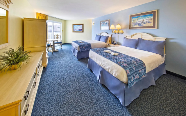 Drifting Sands Oceanfront Hotel