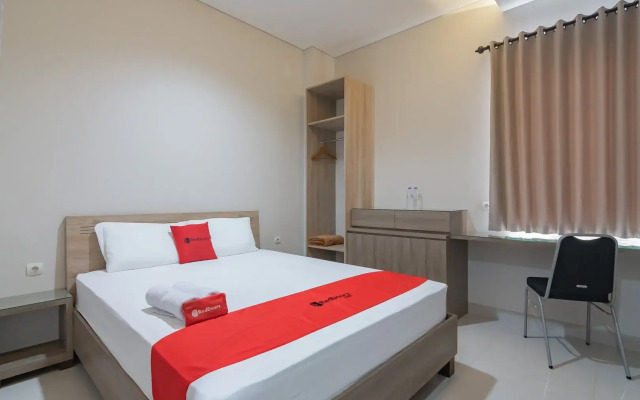 RedDoorz Plus @ Cirebon City Center