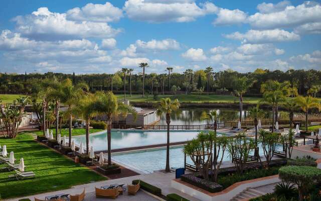 Domes Lake Algarve