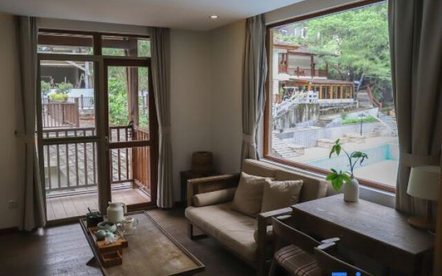 Youju B&B (Qingyuan Taihe Ancient Cave Gulongxia Branch)