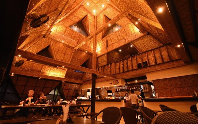 Pyramid Resort
