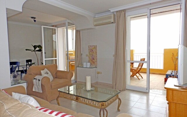 Apartment - 3 Bedrooms with WiFi and Sea views - 103807