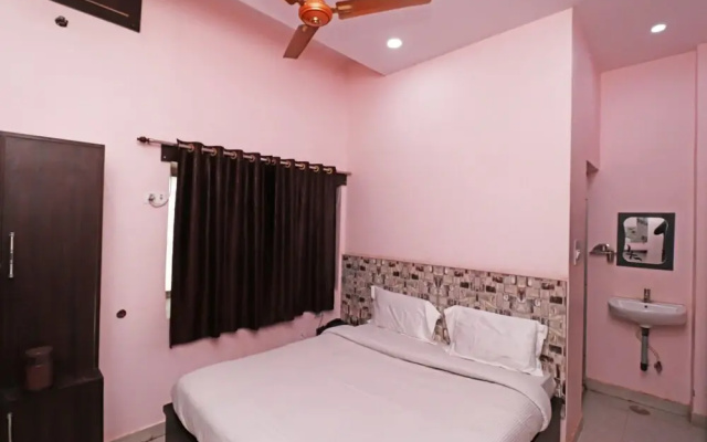 SPOT ON 43444 Hotel Alok Residency