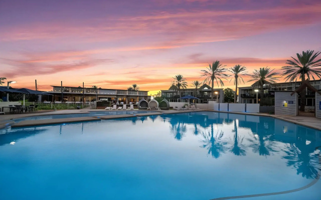 Mantarays Ningaloo Beach Resort