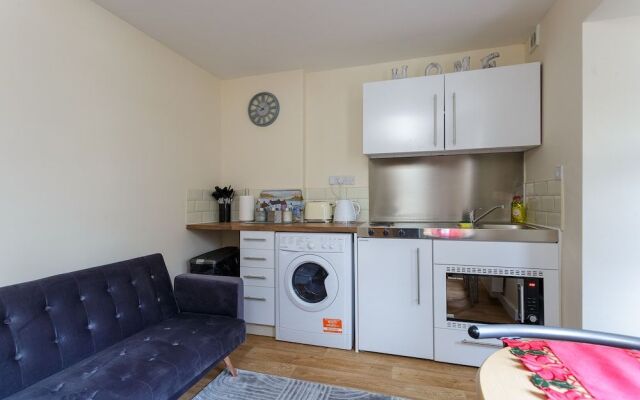 Luxury Burgess Apartments