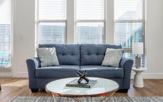 Dallas Modern 1BD 1BA Apartment