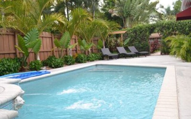 Three-bedroom Apartment at Villa Tunis