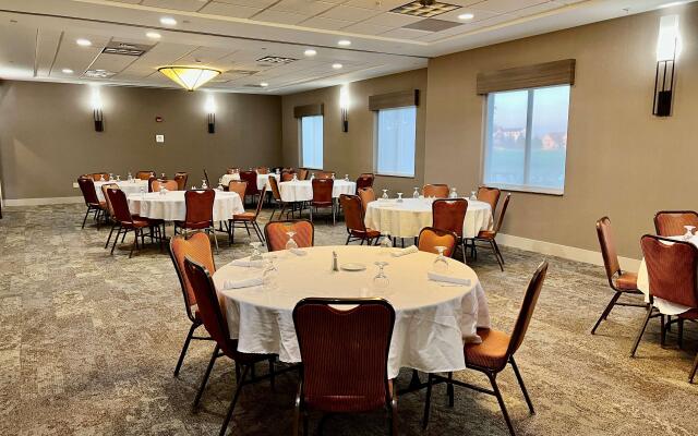 Hilton Garden Inn Oconomowoc
