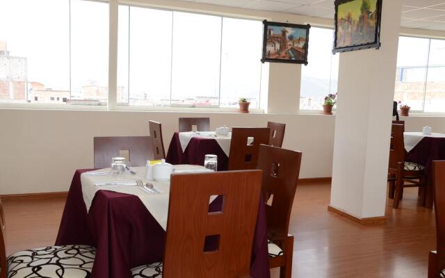 Hoteles Casa Real