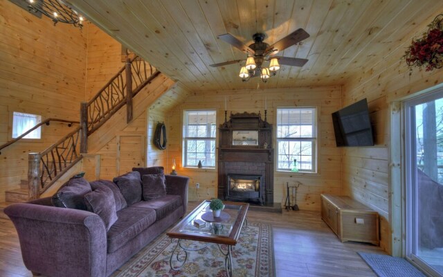Treehouse Ellijay Star5vacations