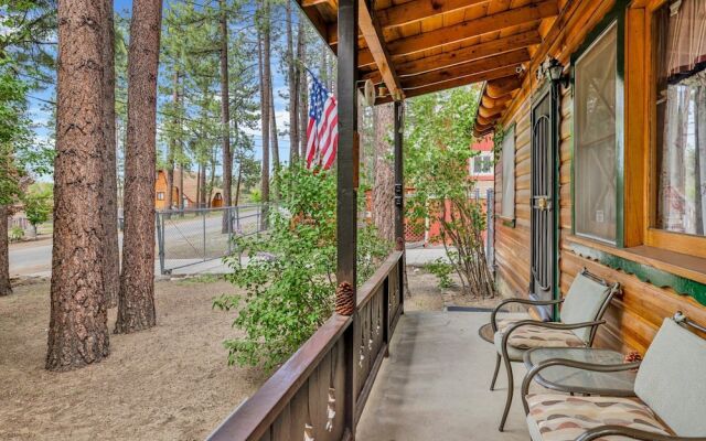 Cozy Bear Cabin #2295