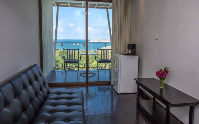 El Faro Beach Hostel