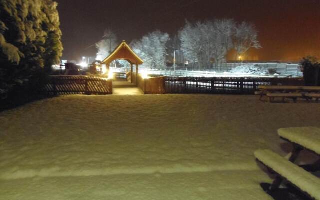 Gardeners Country Inn