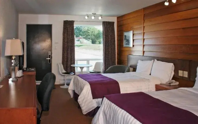 Motel à la Brunante