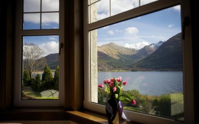 The Lodge On The Loch