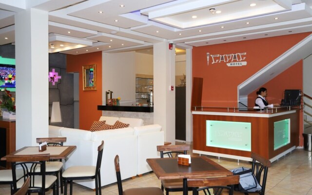 Capac Hotel II