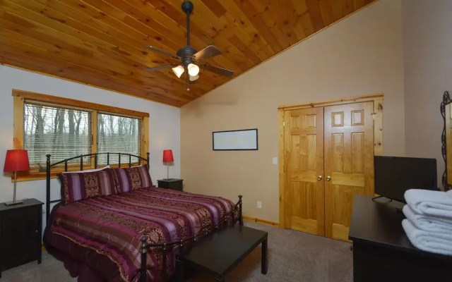 Donovan's Dacha 3 Bedroom House
