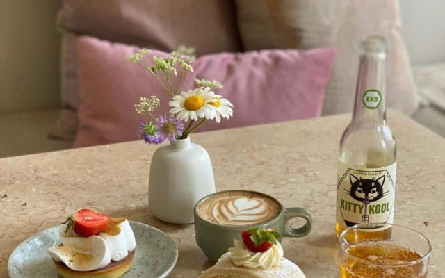 Café Mandeltårtan B&B VillaFloraViola