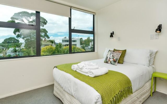 QV Lovely Parnell 2 Bedroom Apartment - 253