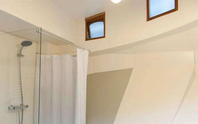 Houseboat apartments - Canal Belt West area