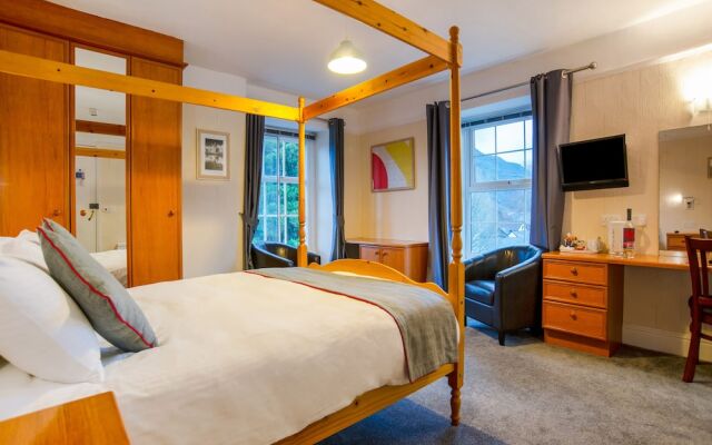 The Padarn Hotel