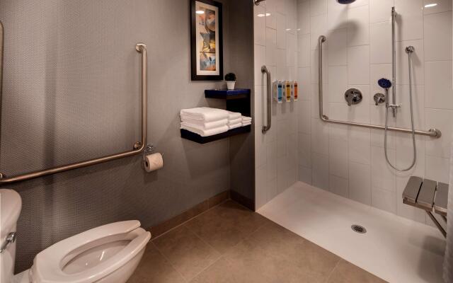 GLō Best Western Kanata Ottawa West