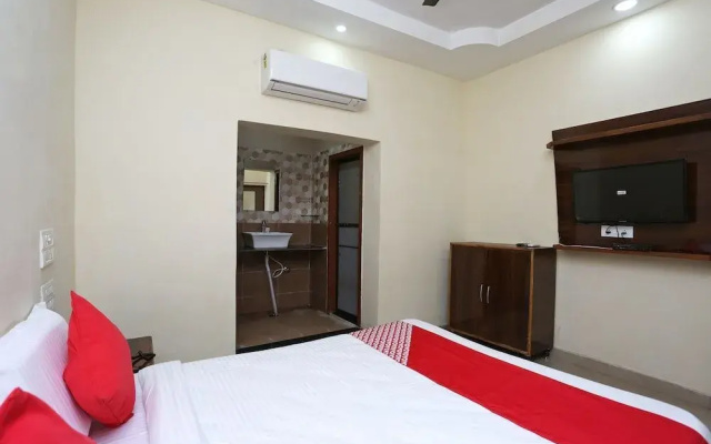 Prince Guest House by OYO Rooms