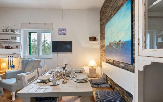 Homely Apartment in Genova With Sea Nearby