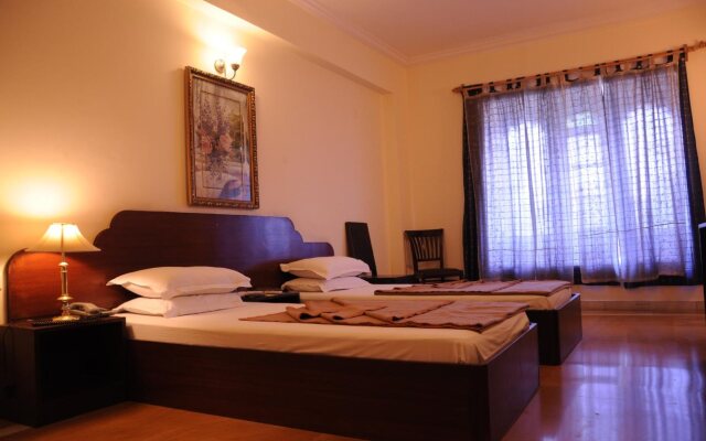 Hotel Pratap Palace