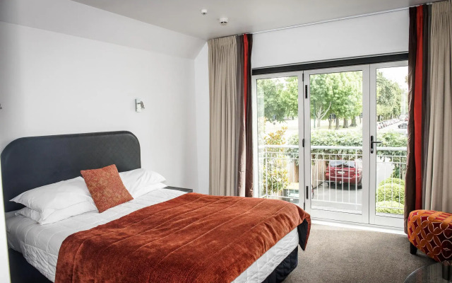 The Grange Boutique B & B and Motel
