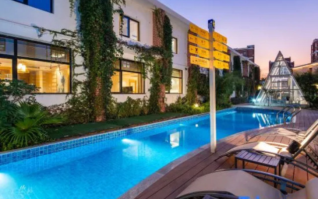 Kuan ju yun jian garden hotel