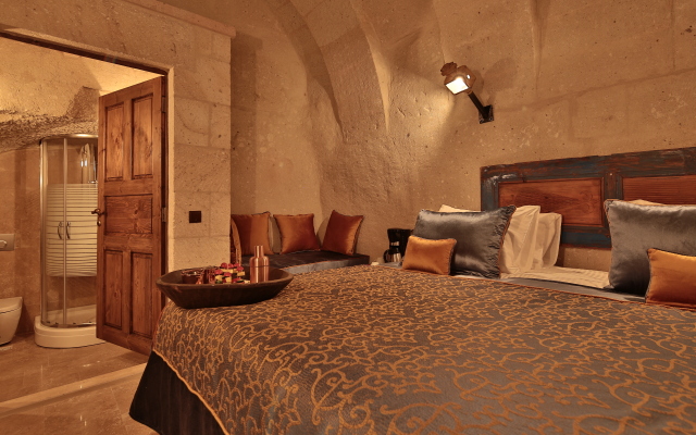 The Owl Cave Hotel