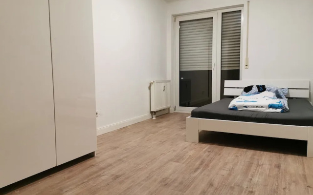 Nice Flat near Town Center & Wöhrder See