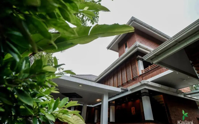 Kailani Beach Resort