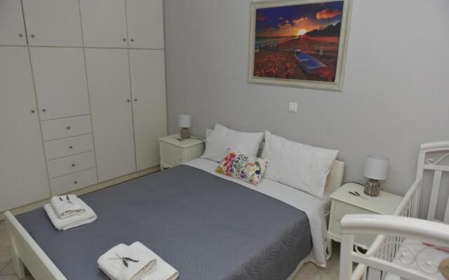 Fanis Apartment