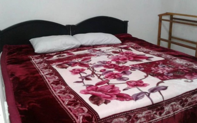 Yoho Grand Drive Guest House