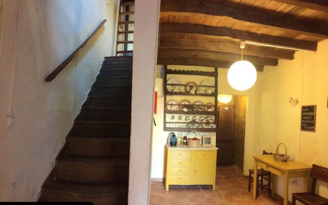 House With one Bedroom in Nisa, With Wonderful Mountain View and Wifi