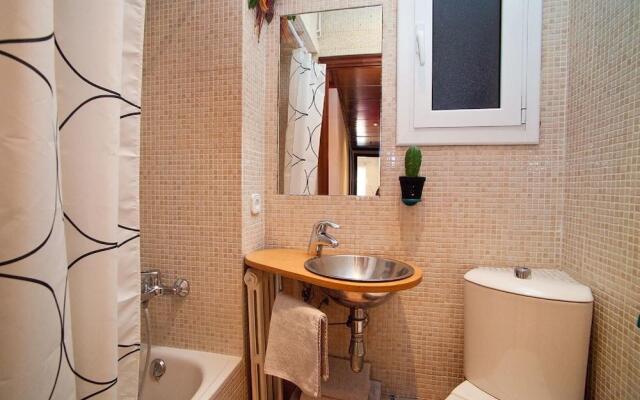 Cozy Eixample Apartment