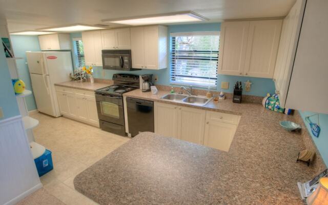 Sunset Beach Apartment 2