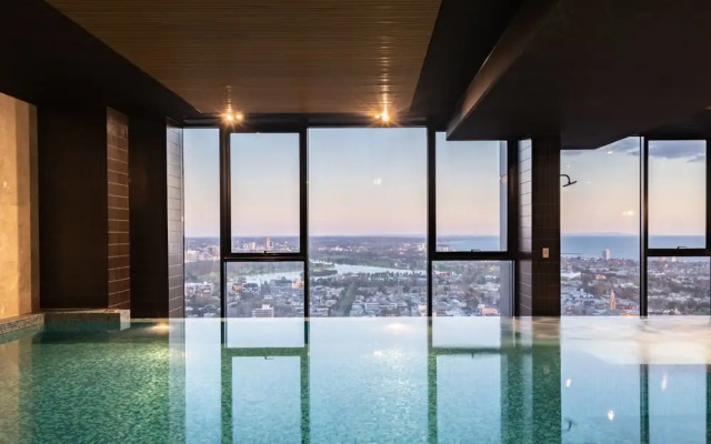 Central 2 Bedroom Apartment in Southbank