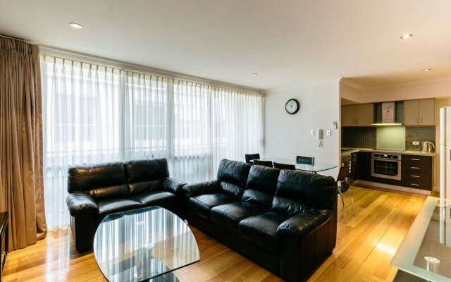 Wray Apartment