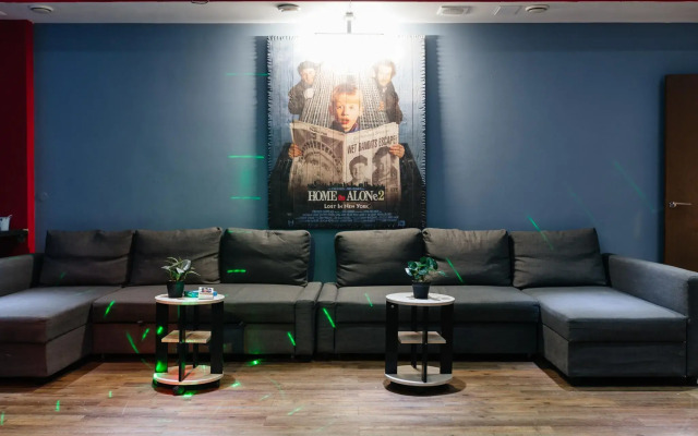 Yousinn (Юсинн) на улице Галущака 4