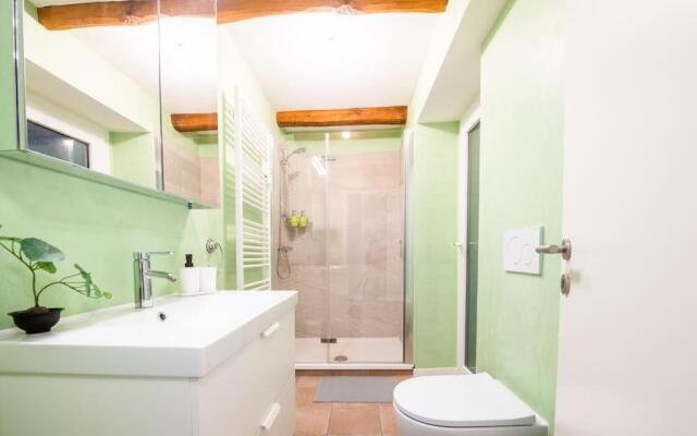 [Bellinzona] Rustico Loft a 5 Stelle con Netflix