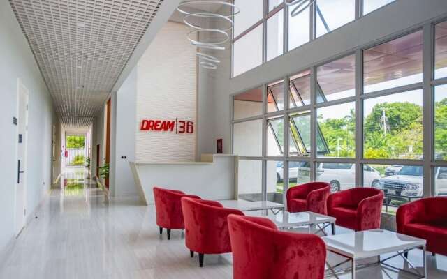 Dream 36 Montego Bay
