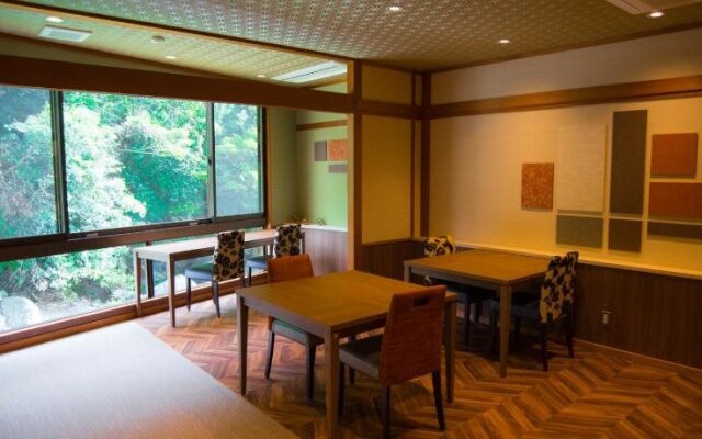 Hananosato Onsen Sansuikan