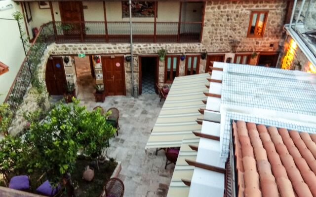 Jasmin Konak Otel