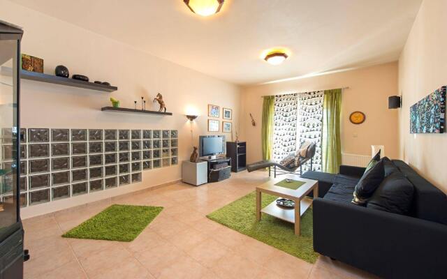 Olive Villa