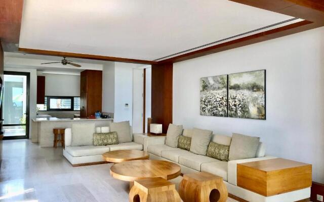 Beachfront villa 3bedrooms romantic for honeymoon