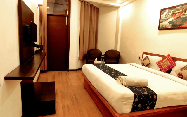 Hotel Crystal Palace – Guest Rooms – Dehradun